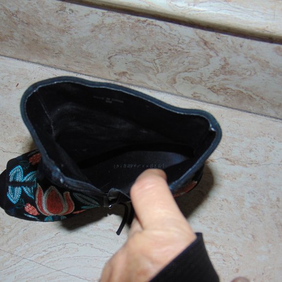 Rebecca Minkoff Black Teal Peach Billie Floral Embroidered Peep Toe Bootie Sz 8M - Picture 8 of 9